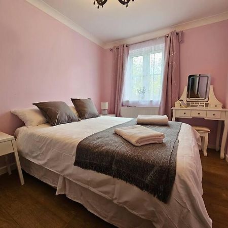 Lovely Flat Close To Shepherd'S Bush Apartman London Kültér fotó