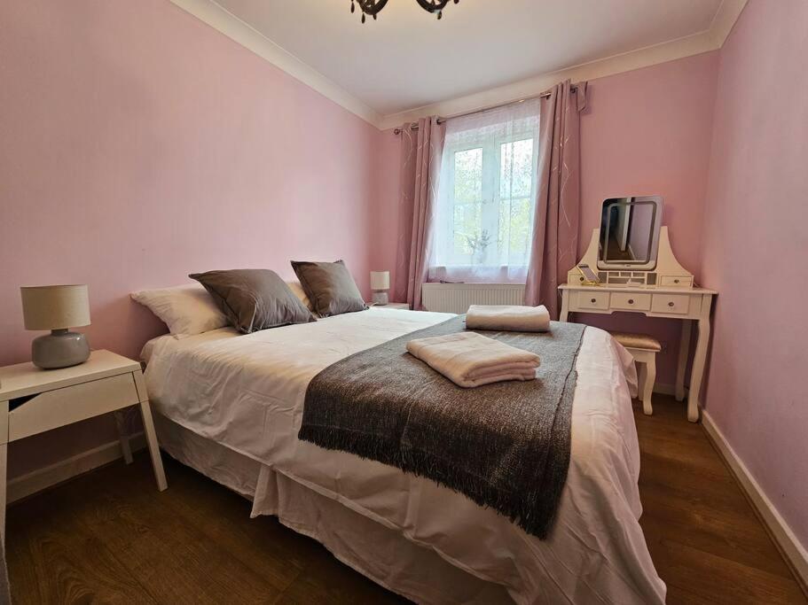 Lovely Flat Close To Shepherd'S Bush Apartman London Kültér fotó